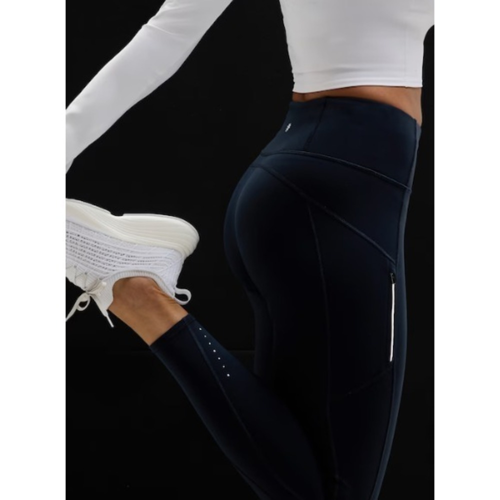 Athleta‎ Rainier Tight Leggings Black Thermal Reflective Pocket Size XS Winter